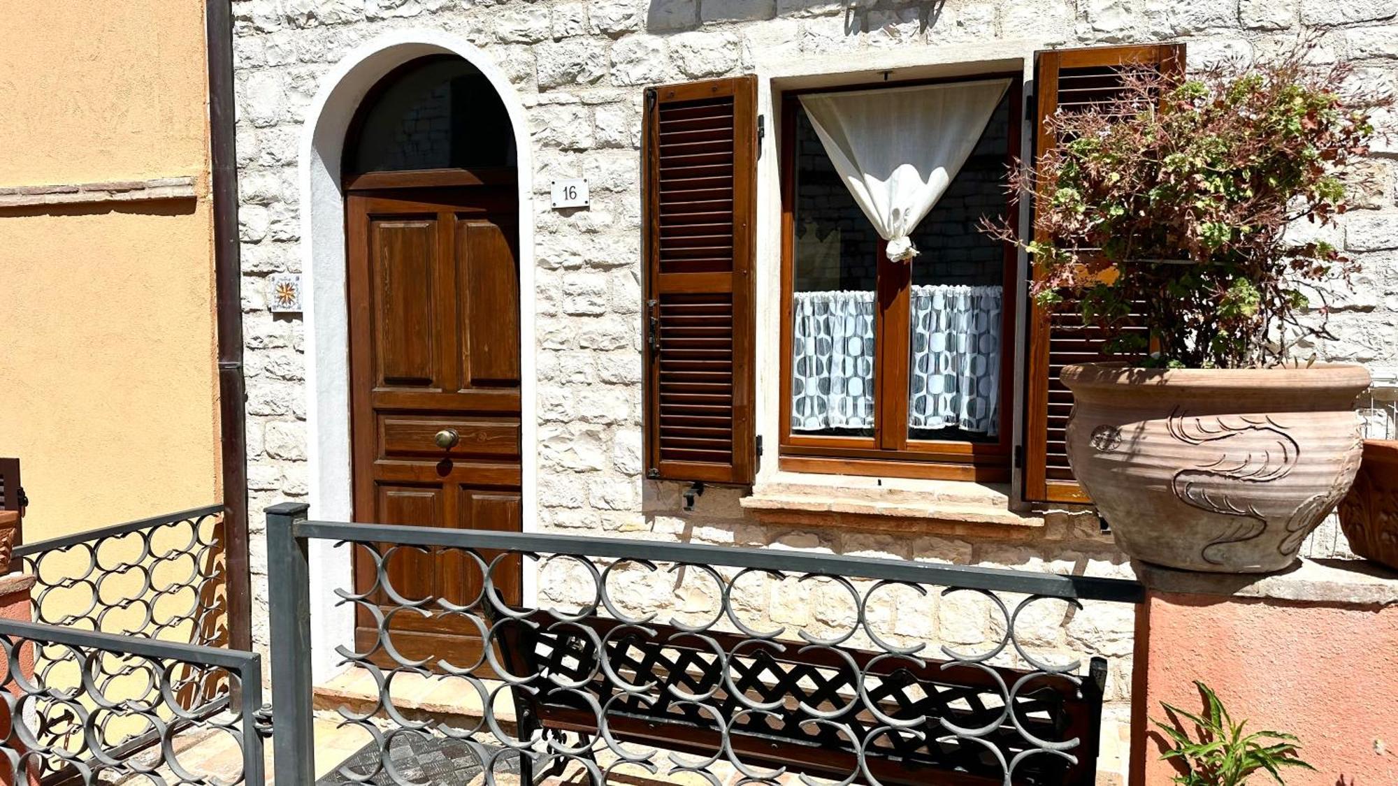 شقة S178 - Sirolo, Delizioso Cielo-Terra Con Ingresso Indipendente المظهر الخارجي الصورة